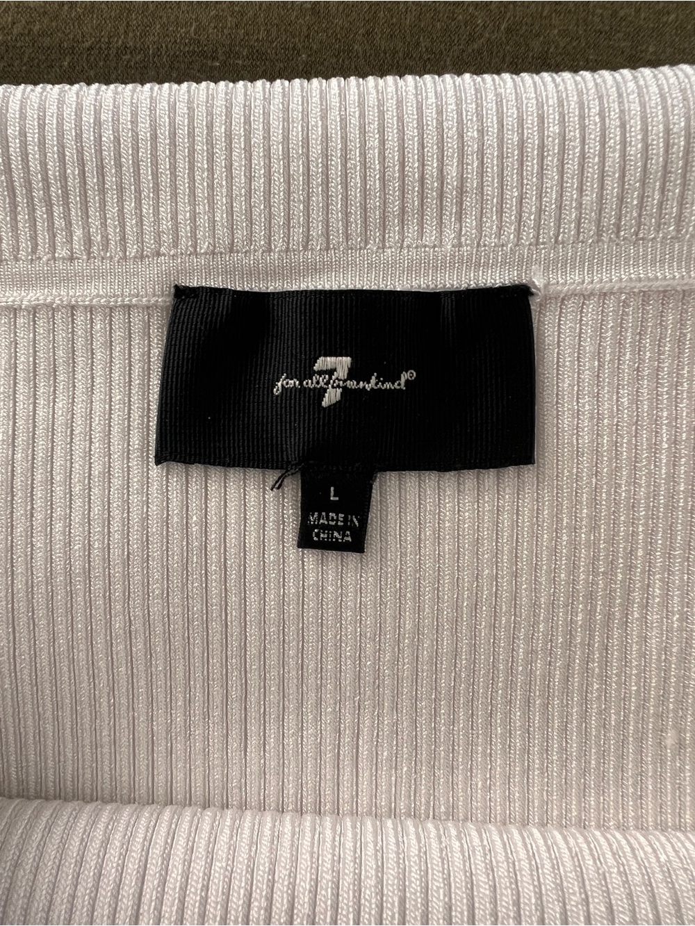 Off-Shoulder Ribbed White Top - Picture 2 of 4